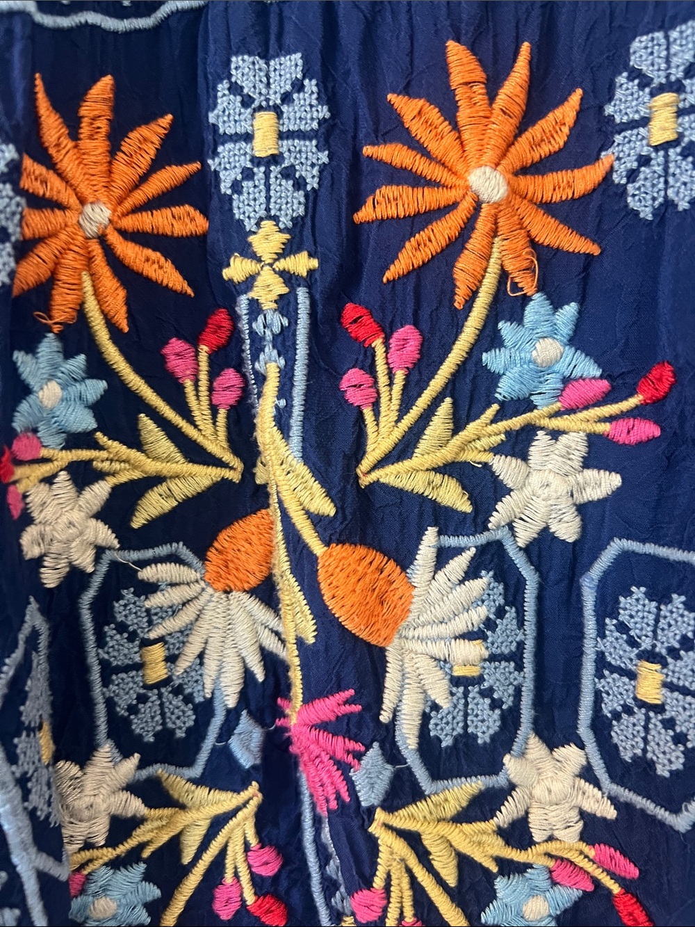 Like New Johnny Was Royal Blue Embroidered Floral Button-Front Blouse Large - Picture 2 of 9